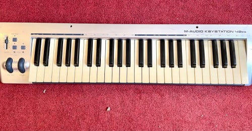 M-Audio Keystation 49es USB MIDI Controller