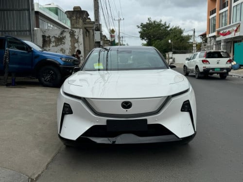 MAZDA EZ60 option max