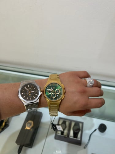 NIY watch ពណ៌ទឹកប្រាក់ 150$