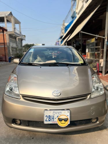 Pruise 2004 HF ឡានស្អាតជិះតែធ្វើការ