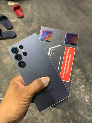 Samsung S25 ultra Ram12g+512g ក្រុមហ៊ុន នៅធានាជិត3ខែ