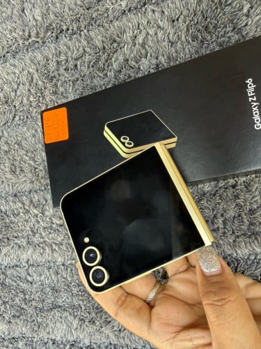 Samsung z flip 6 12G 256G 99%