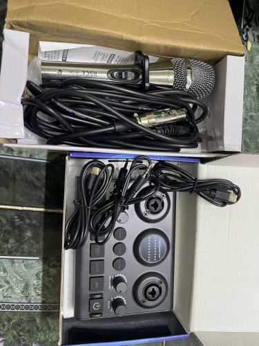 Sounds card ថតសំឡេង១ឈុត 30$ថ្មី99%