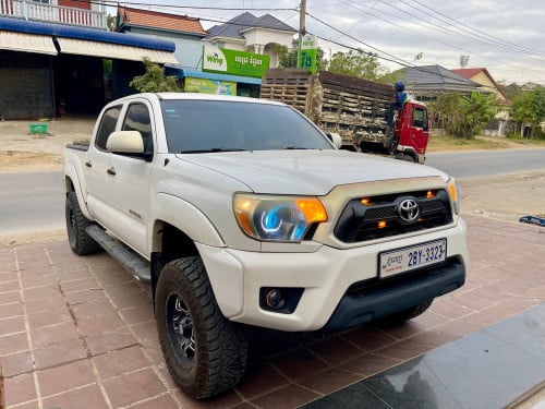 Tacoma ឆ្នាំ 2012  ម្ចាស់ដើមទី១