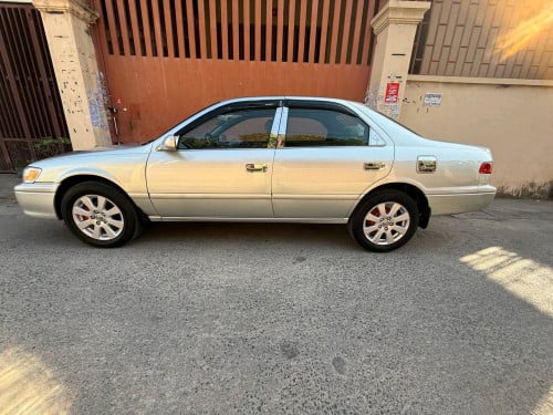 Toyota Camry,ឆ្មាំ,២០០០,ពណ៌,ទឹកប្រាក់,ស្អាតបងប្អូន,