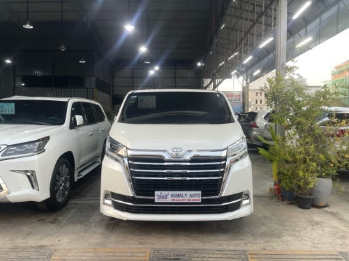 Toyota GRANVIA 2020 Premium Full Options•Specs arab  (diesel 2800cc) •  ម្ចាស់ដើម ១ម្ចាស់ ( សោ 2)