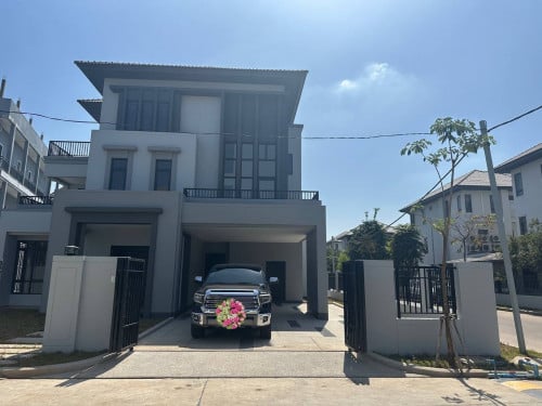 Villa Queen Chip Mong 598 - វីឡាឃ្វីន ជីប ម៉ុង ៥៩៨