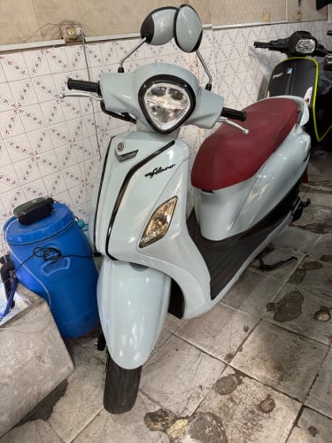 Yamaha Filano hybrid