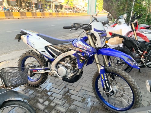 Yamaha WR 250F 2019 99% 370km លេខ 1111