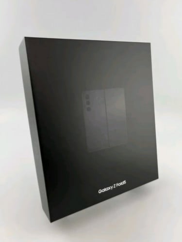 Z Fold 5 ថ្មី ក្រុមហ៊ុន គ្រាន់តែហែកប្រអប់