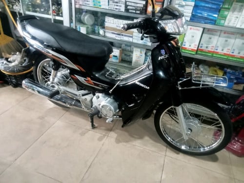 លក់មានកាតគ្រី