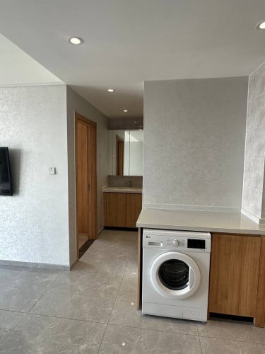 ខុនដូជួលទីតាំងទឹកថ្លា