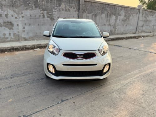 ជាប្រភេទឡានហ្វូលអប់សិនពេញបេីកដំបូល ក្នុងឈឺរី តំលៃចចារបាន