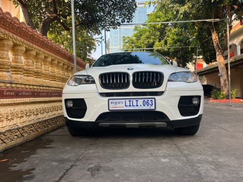 ឡានលក់ម្ចាស់ជិះផ្ទាល់ខ្លួន