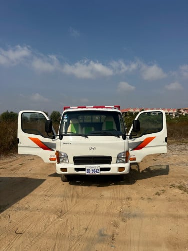 រថយន្ដលក់092443856/069642695/0972798833