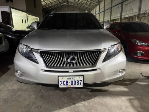 ម្ចាស់ដេីម​ទី1 Lexus Rx450h 010 Full P2 ពណ៌​ទឹកប្រាក់​
