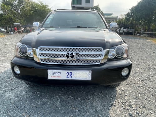 លក់ហាយលែនឌើឆ្នាំ2003ប៉ុង1 ម៉ាសុីន4 ឡានស្អាតខ្ចីញេញកូតកាវក្រយៅសុីនមួយជុំ