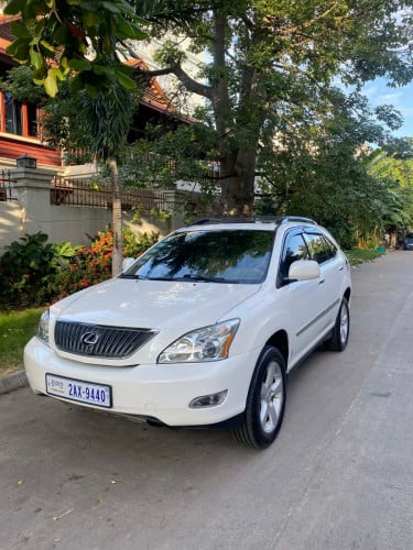 ឡានលក់ ឆ្នាំ2005 ធម្មតា ប៉ុង1 លក់ 22500$