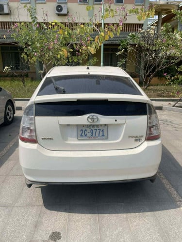 ឡានលក់ឆ្នាំ2005 H full  ឡានស្អាត លក់តម្លៃ8600$