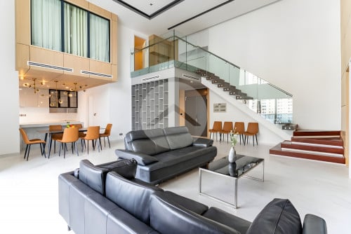 𝐅𝐨𝐫 𝐑𝐞𝐧𝐭: 3 Bedroom Duplex Penthouse - Tonle Bassac, Phnom Penh