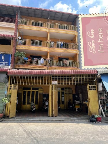 ផ្ទះលក់ប្រញាប់​ជិតAone3 ជិតផ្សារចាក់អង្រែក្រោមតម្លៃទាបជាងទីផ្សារផ្ទះរកសុីបាន