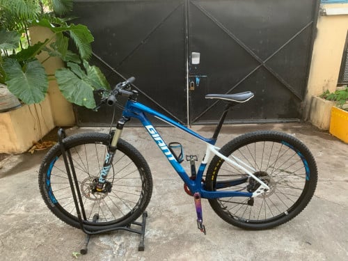 លក់កង់Gaint advanced Carbon