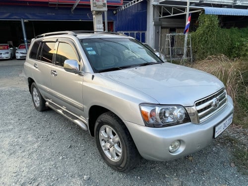 លក់រថយន្ត Highlander 01 ប៉ុង1 ម៉ាសុីនV6 តម្លៃ12500$ ចរចា😍