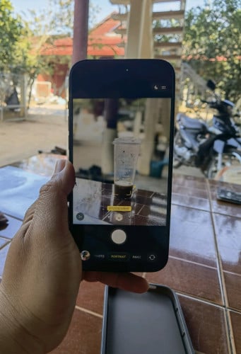 លក់ Iphone15 plus ZA ស៊ីម២ ១២៨g នៅស្កេនឣេក្រងដូចរូប