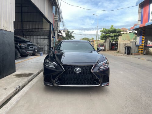 #Lexus LS 500h HYBRID Full Options Platinum • Year : 2018   ( Low Km ) + 4 Massage Seats• 9x,900 $