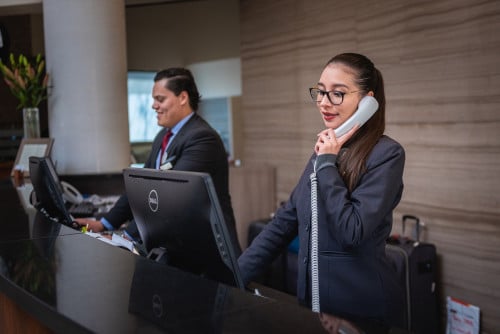 ជ្រើសរើស អ្នកទទួលភ្ញៀវ Receptionist ចេះនិយាយចិន ១នាក់