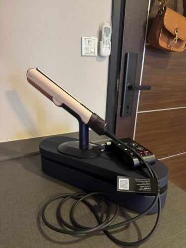 🔥 URGENT SALE - DYSON AIRSTRAIT™ (CERAMIC PINK/ROSE GOLD)