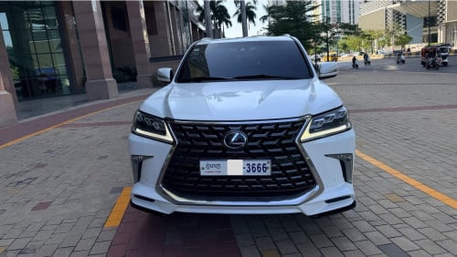 🚘 2017 LX 570 full option (Arab) V8 (5.7L) ម្ចាស់ទិញខ្លាញ់គោស្រុកខ្មែរ