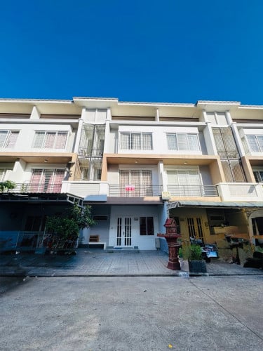 3 Bedrooms For Rent Close to CIA Chbar Ampov Campus