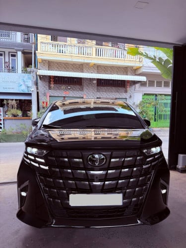 Alphard 2024