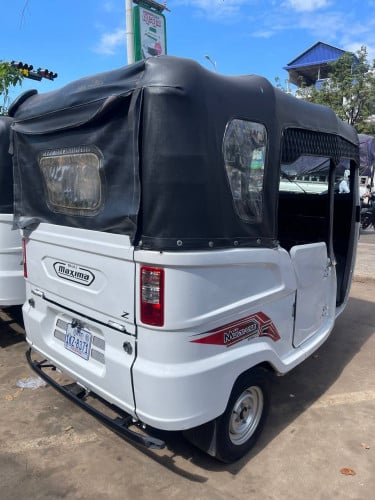 BAJAJ MAXIMA 2024 មួយតឹកនៅខ្ជី