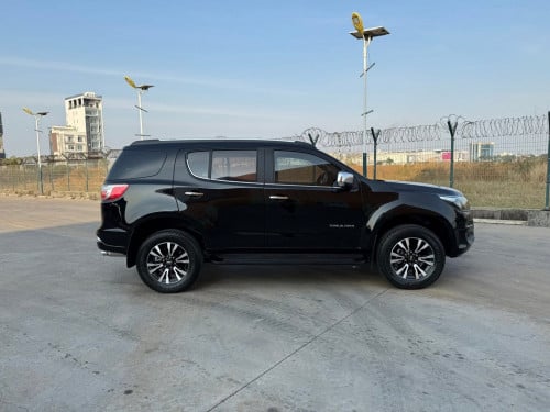 Chevrolet Trailblazer Full option ស៊េរីឆ្នាំ 2019