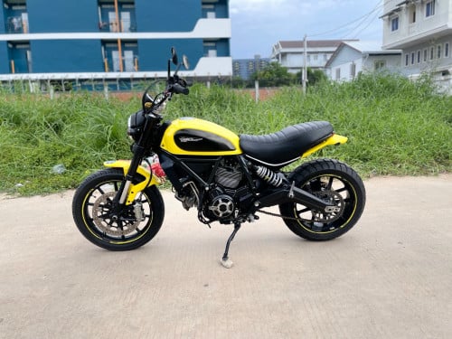 ducati scrambler