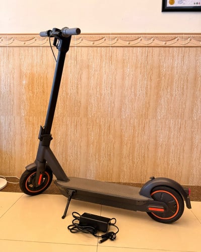 Electric Scooter 500w ក្រុមហ៊ុន​ ធានា​១ឆ្នាំ​