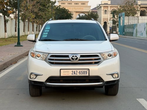 Highlander 2011 V4ប៉ុង1 កៅអី3ជួរ(ថ្នាំអត់បាញ់)