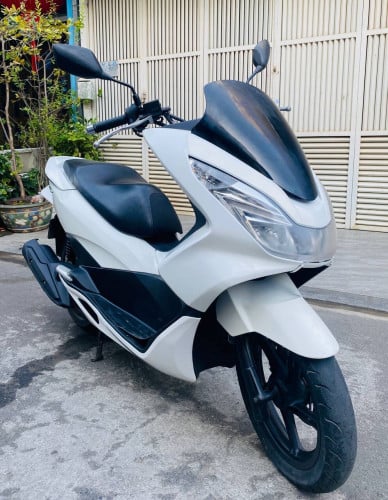 Honda PCX (125cc, year2017, 1280$ មានពន្ធ មានកាត)