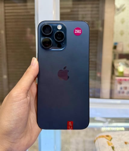 IPhone 15 Pro Max ទំហំផ្ទុក (256G) តួស្អាត 98% Color Blue ដូរខ្នង