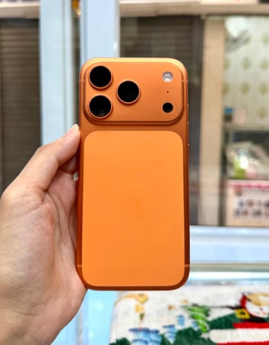 IPhone 17 Pro ទំហំផ្ទុក (256G) តួស្អាត 99.999% Model ZA សាកថ្ម 0 ដង ថ្មីអត់ប្រអប់