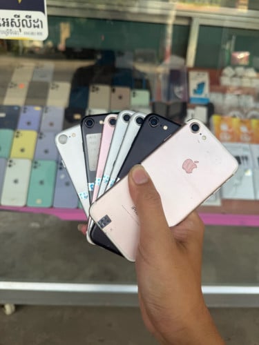 Iphone7  តេសហេីយ​ 1ដេីម16.5$  ភ្នំពេញ​