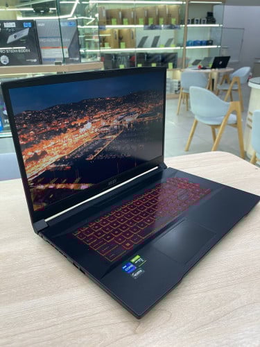 MSI Katana GF76 11UE CPU i7-11800H l RAM 16GB l SSD 512 l 3060 6GB (Second Hand)