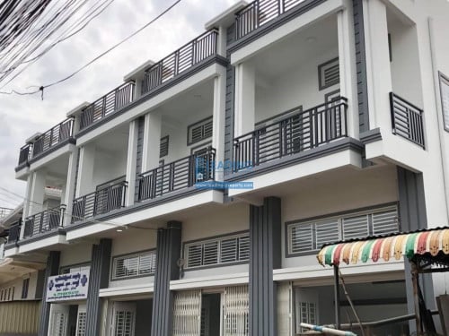 N1037 | Shop House 4 Bedrooms Unfurnished For Rent