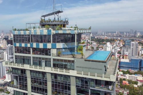 N1063  |  Nice Studio in front of Aoen Mall For Rent