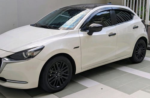 Original Mazda 2 rims 16"