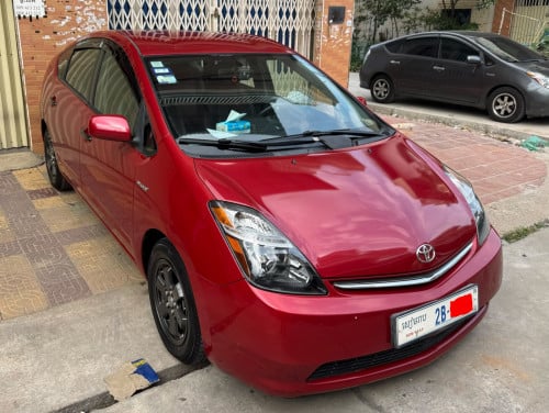 Prius 07HF ម្ចាស់ដេីមផ្ទាល់​ 9600$