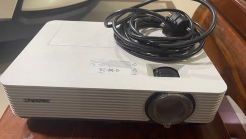 Projector VPL-DX241