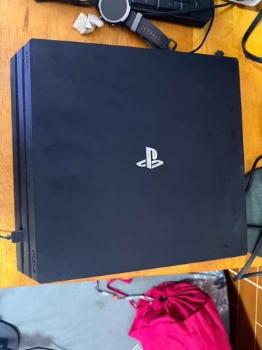 PS4 pro 4k jailbreak 1T